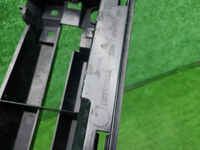 Кронштейн переднего бампера LR Defender L663 19-нв