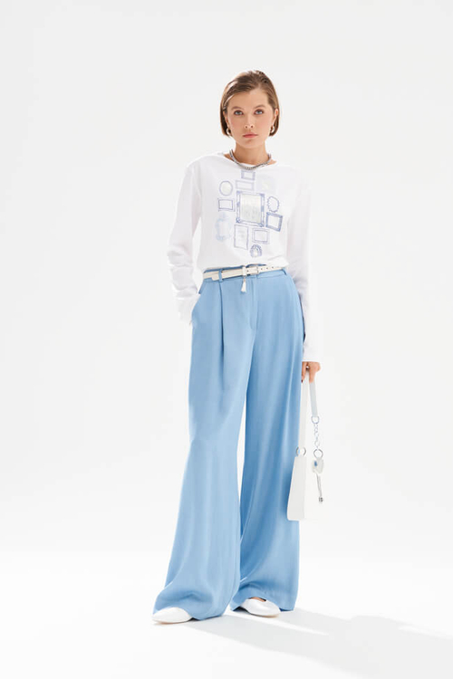 23603 Лонгслив женский (молочный)