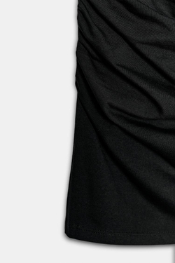 ZARA КОРОТКОЕ ПЛАТЬЕ СО СБОРКАМИ, ЧЕРНЫЙ