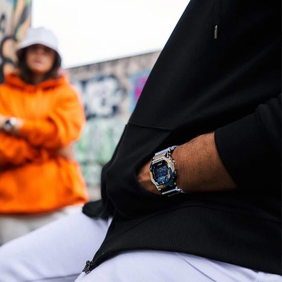 Мужские часы Casio G-Shock GM-5600SS-1E