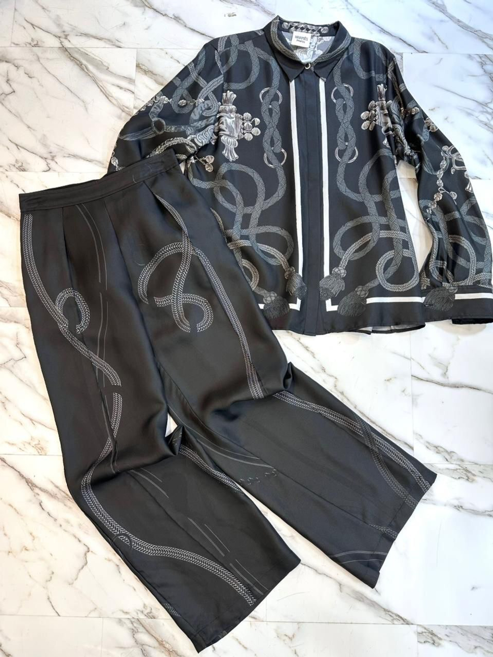Костюм Hermes