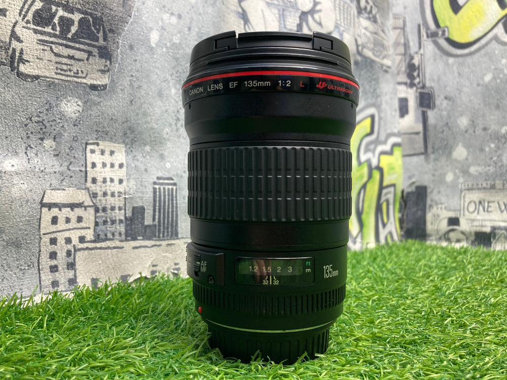 Canon EF 135mm 2L USM