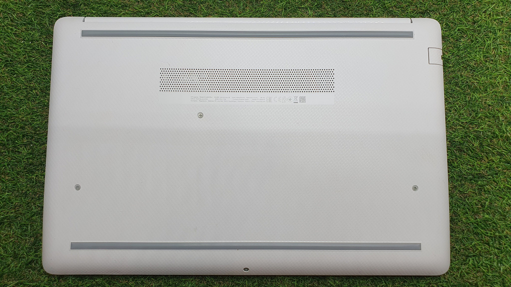 Ноутбук HP AMD A4/4Gb/FHD/15-db0511ur 158G9EA/Windows 10