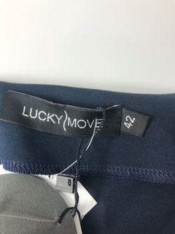 Платье LUCKY MOVE стильное 42 размер, новое