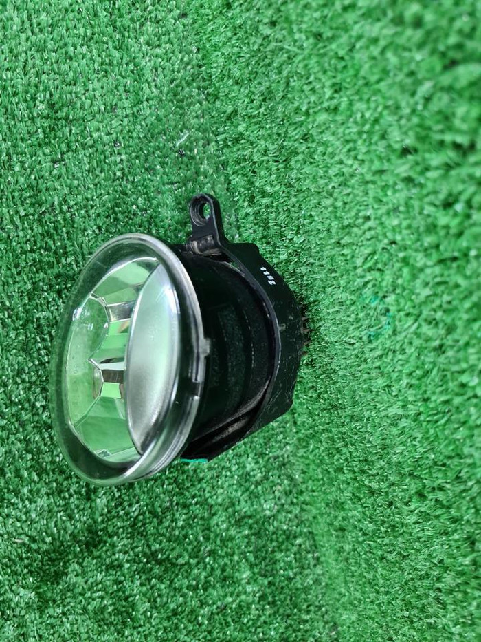 ПТФ правая Toyota Land Cruiser Prado 150 (17-н.в.)