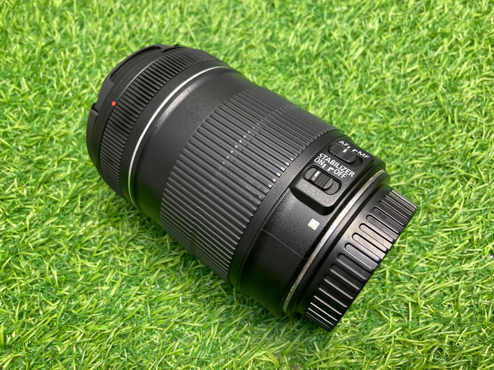 Canon EF-S 18-135mm 3.5-5.6 IS