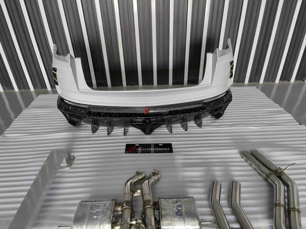 Широкий обвес с выхлопной системой для Lamborghini Urus 2018+ Ламборгини Урус