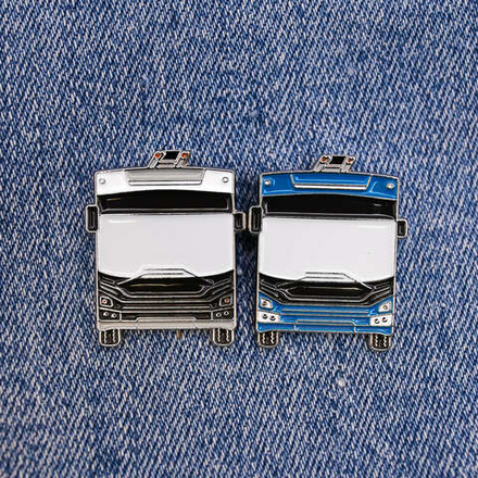 Значок троллейбус Адмирал ПКТС-6281 (первые выпуски)