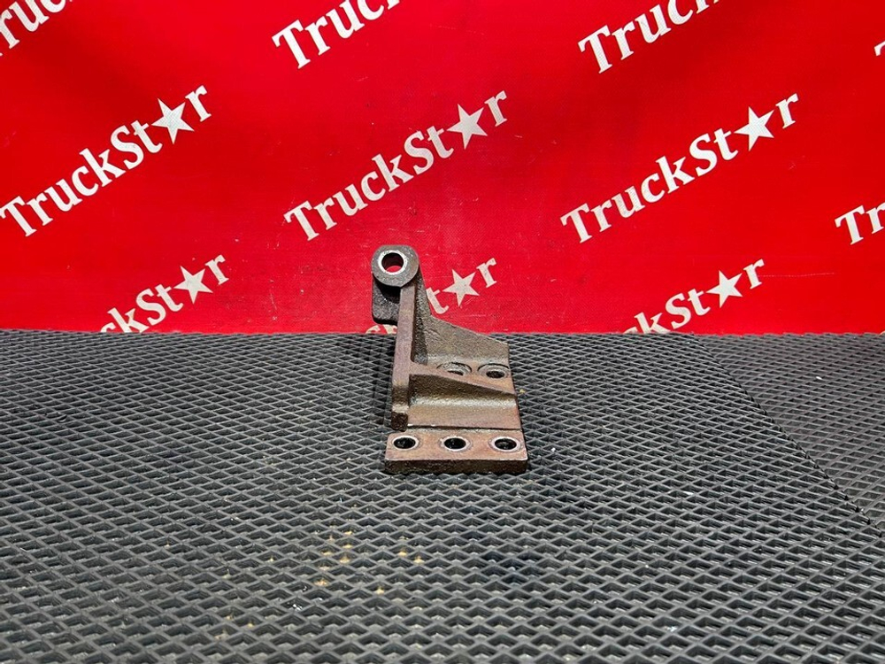 Кронштейн двигателя задний правый