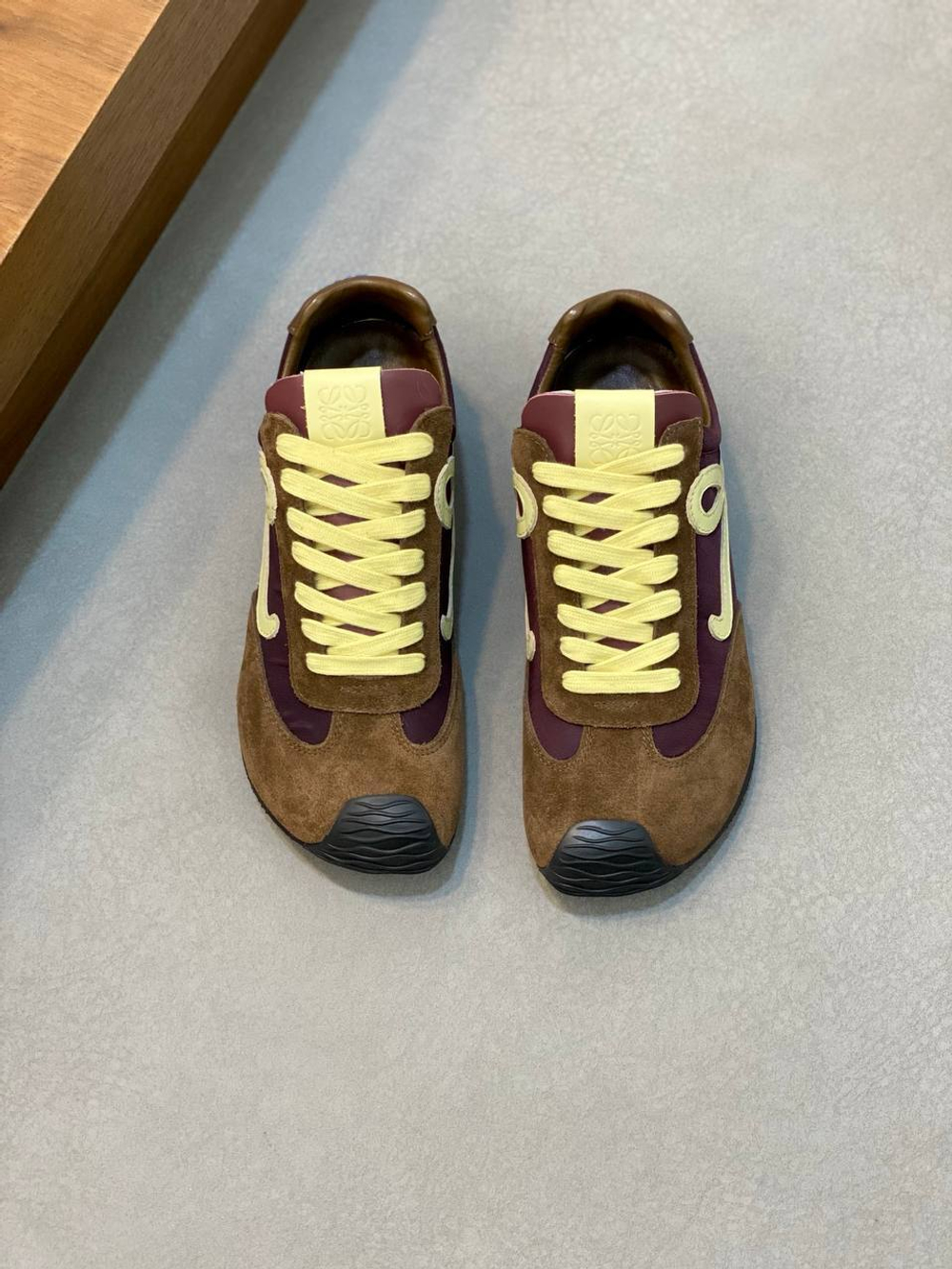 Кроссовки Loewe