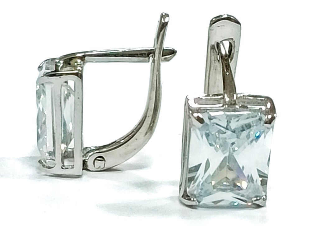 Серьги ювелирные из серебра 925 пробы,вставка фианиты