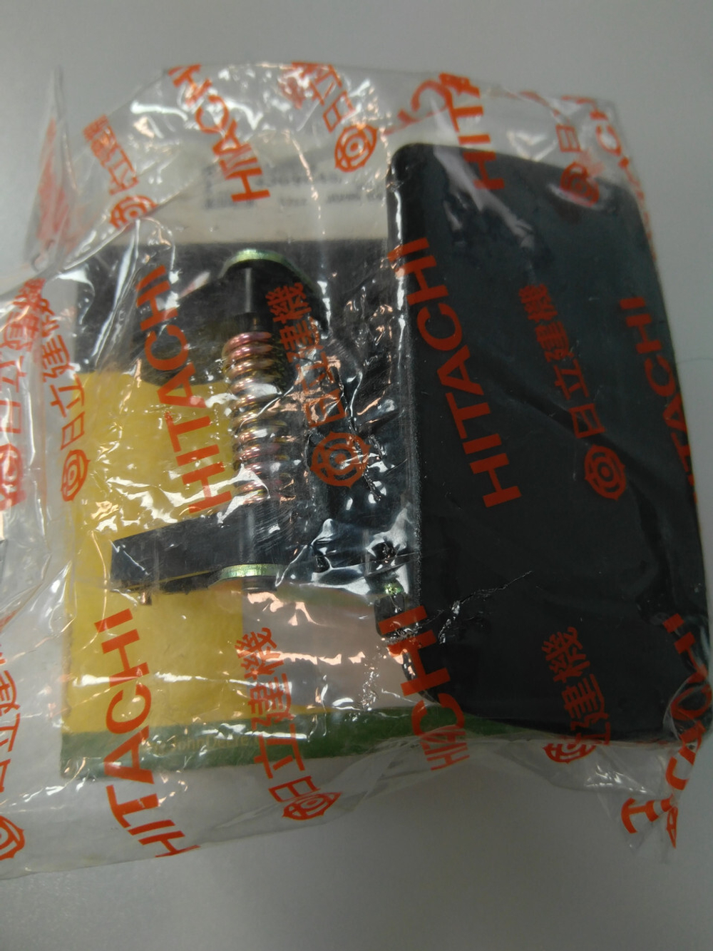 Ручка 4369645 двери кабины  Hitachi EX ZX оригинал