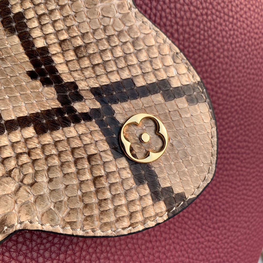 Louis Vuitton Capucines BB