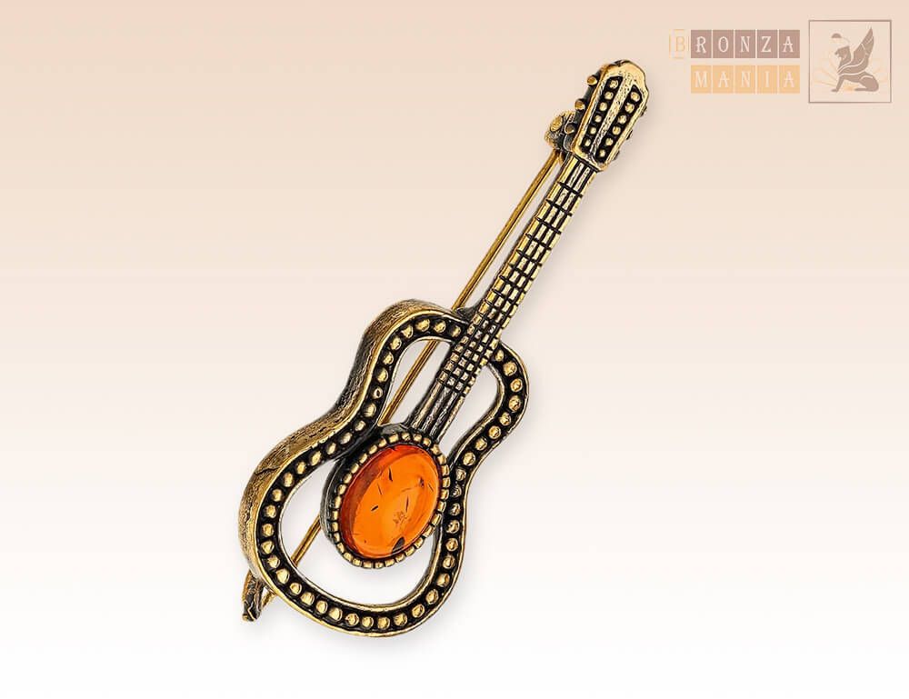 брошь Гитара классическая