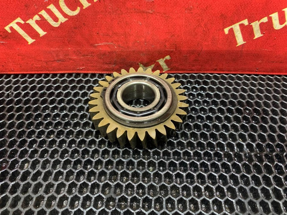 Шестерня промежуточная