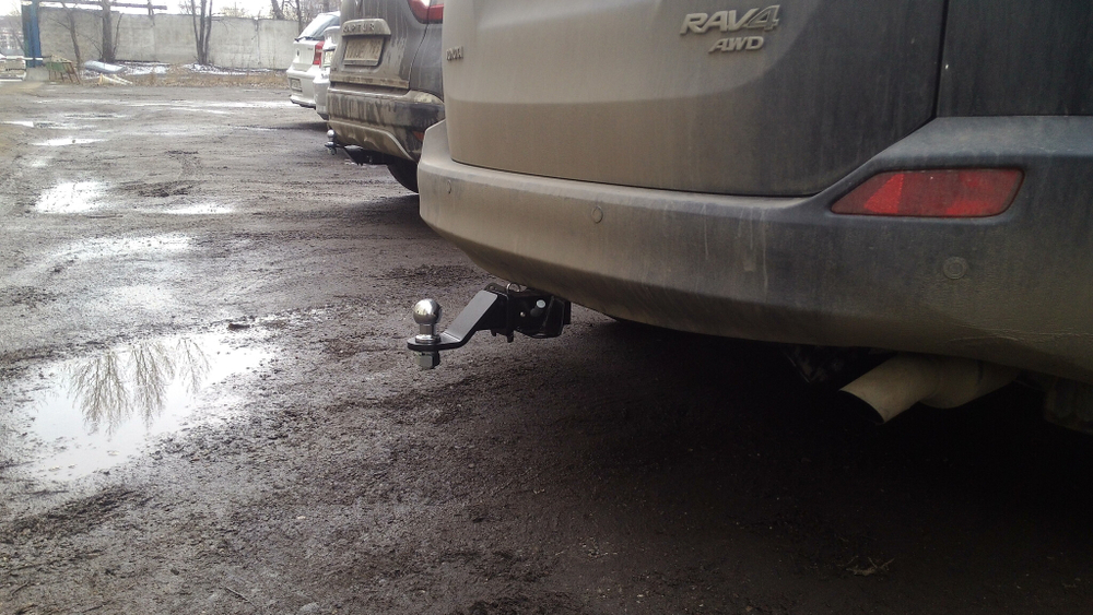 Фаркоп Бизон на Toyota RAV4 FA 0160-E (с 2012 по 2019 г.в.) (паспорт и сертификат в комплекте)(без электрики)