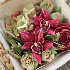 Зефир цветы «Орхидея» в коробке / 16х16 см