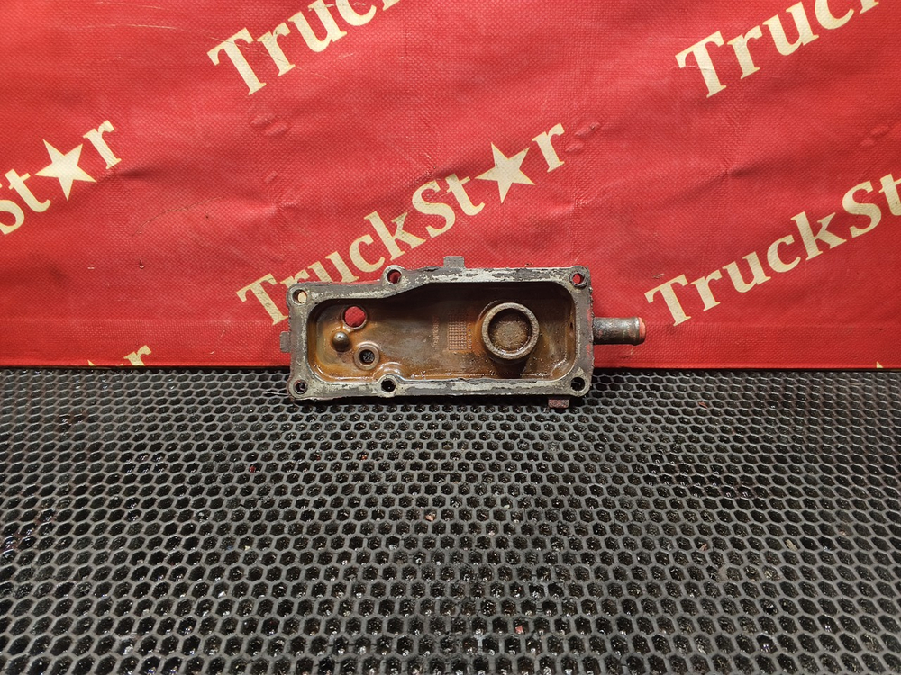 Фланец двигателя системы охлаждения