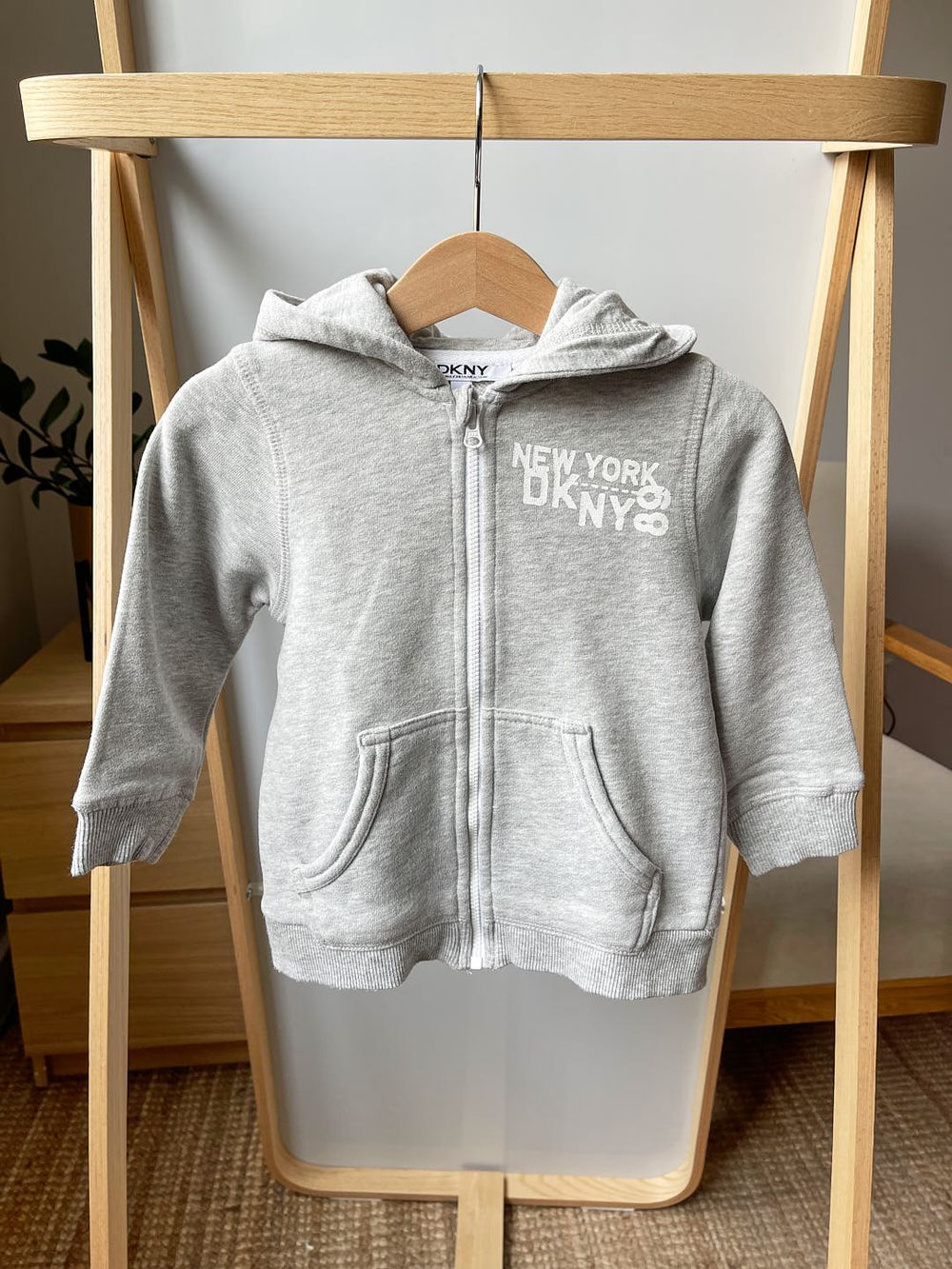 Спортивный костюм DKNY, 92