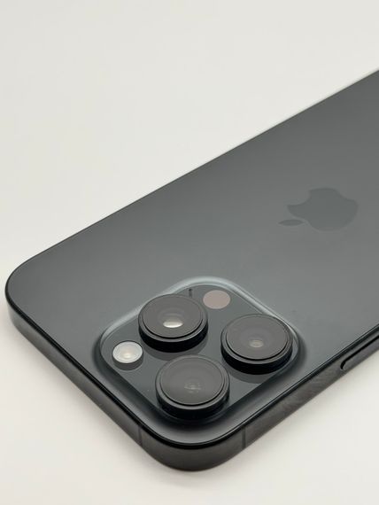 iPhone 16 Pro Max 256Gb Black Titanium eSim