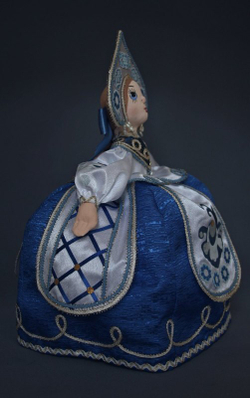 Кукла Потешного промысла мягконабивная Баба на чайник в стиле Гжель