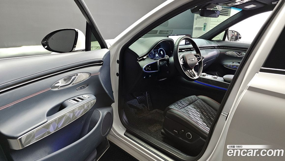 Genesis GV70 2.5T Бензин AWD (03.2022)