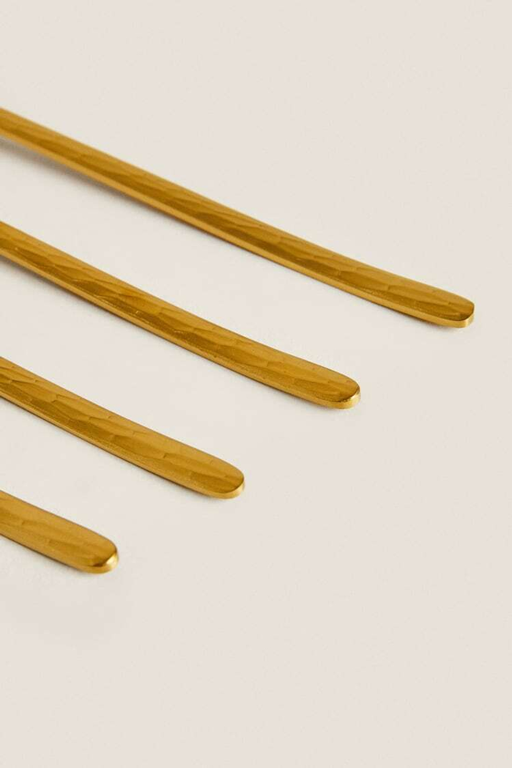 ZARA HOME НАБОР ВИЛОК С РЕЛЬЕФНОЙ РУЧКОЙ, ЗОЛОТОЙ