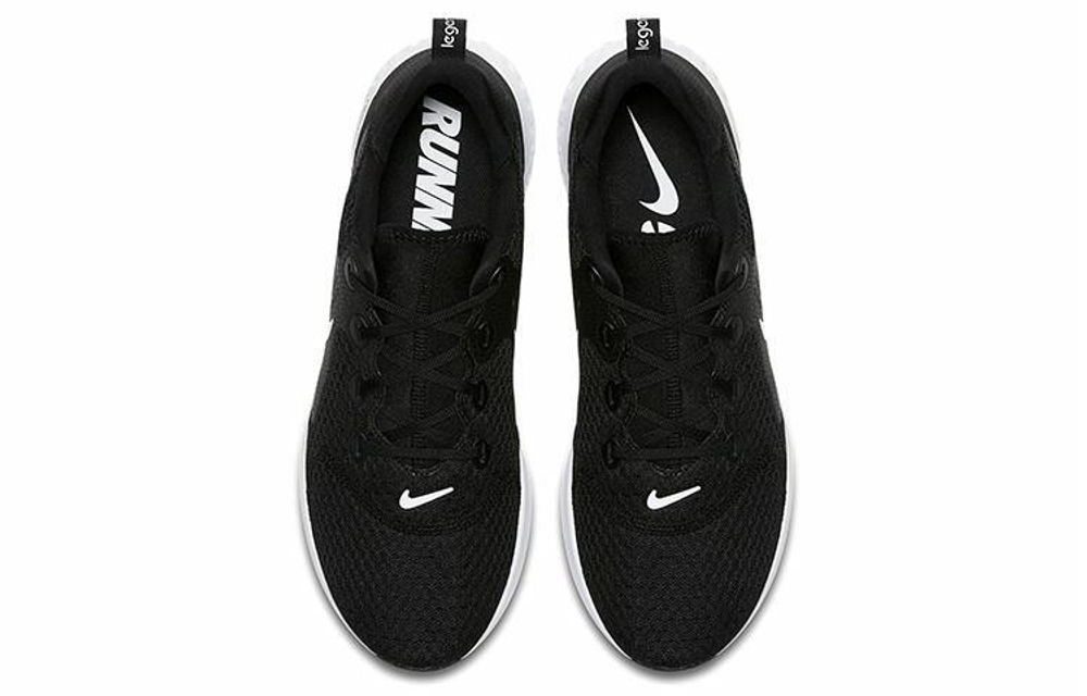 Кроссовки Nike