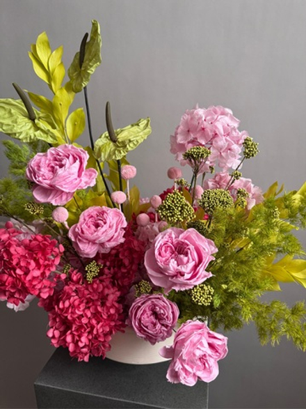 Композиция в кашпо Хасмантиум