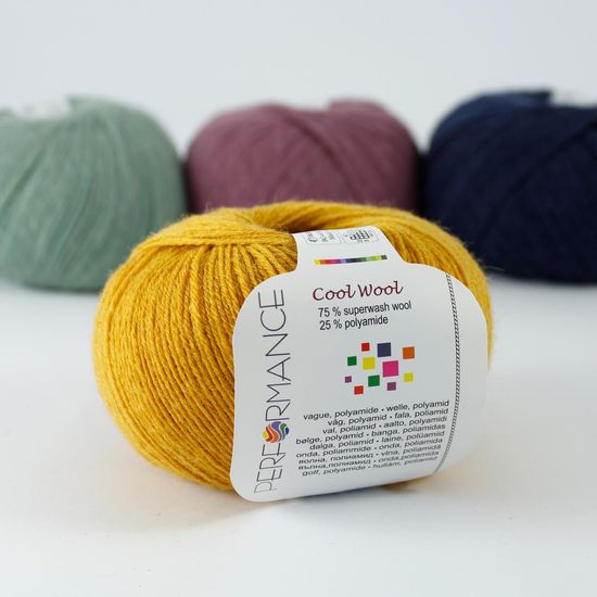 Пряжа Cool Wool 4-ply PERFORMANCE (75% шерсть супервош, 25% полиамид)