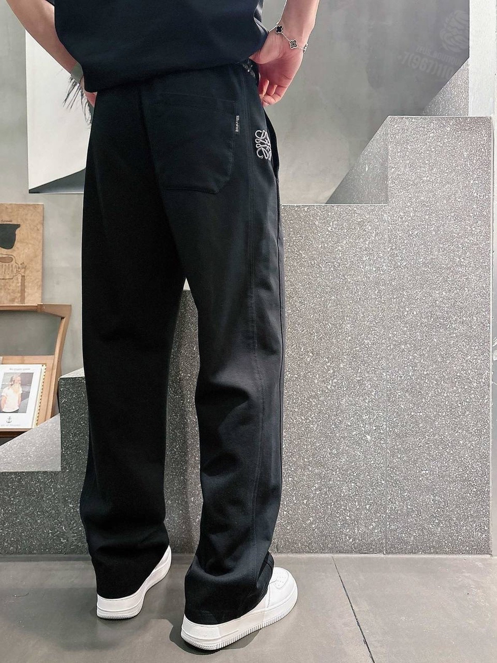 Спортивные штаны Loewe