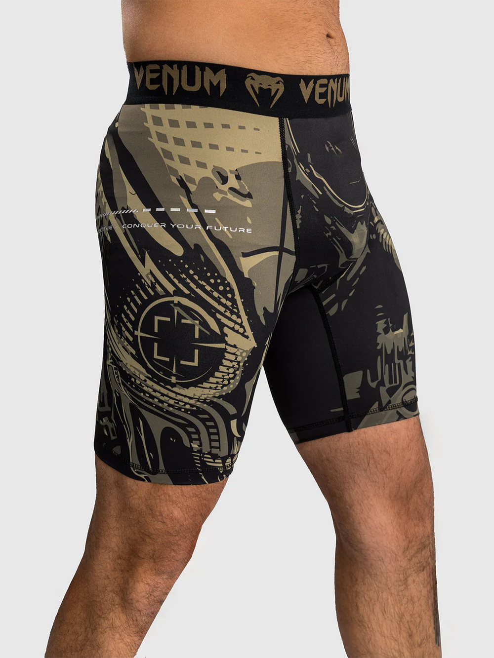 Шорты компрессионные Venum Invader Black/Sand