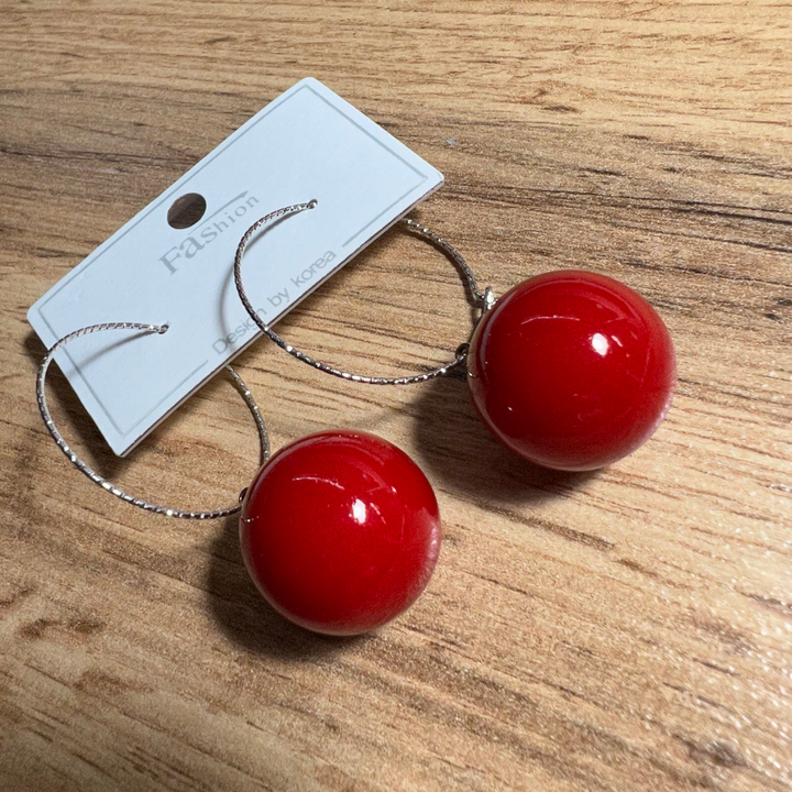 Серьги-кольца Шар 20 мм цвет красный глянцевый металл серебристый