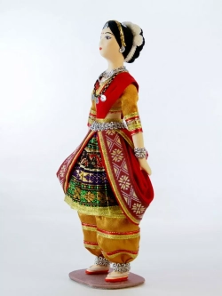 Кукла коллекционная Танцовщица. Индия