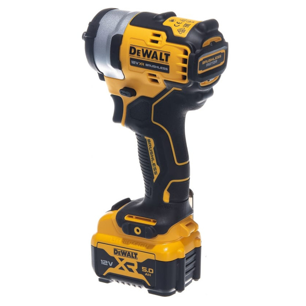 Аккумуляторный гайковерт DeWalt DCF903P1G ударный