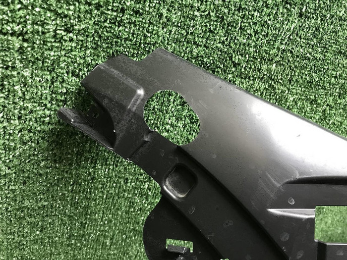 Кронштейн переднего бампера BMW X5 G05 (18-23)