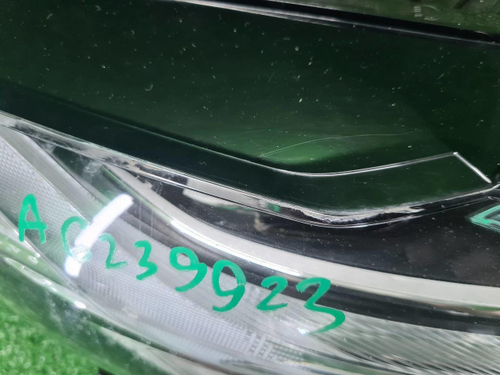 Фара правая Volvo XC60 2 (2017-2021) LED