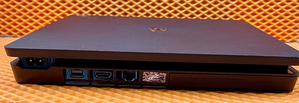 Игровая приставка Sony PlayStation 4 Slim 500 ГБ