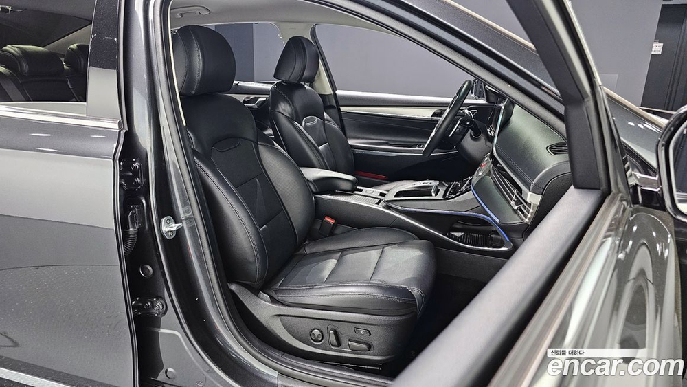 Hyundai The New Grandeur (Azera) IG 2.5 (02.2020)