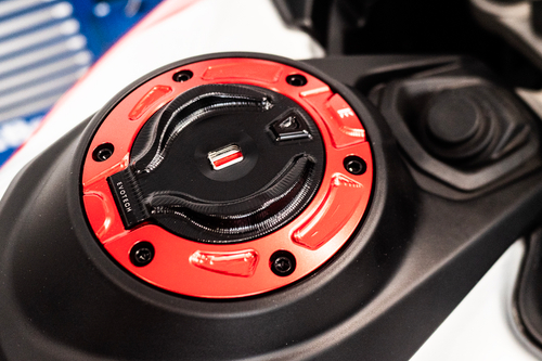 FCK-05 EVOTECH ITALIA KEY LOCK BILLET ALUMINIUM TANK CAP (MTS)