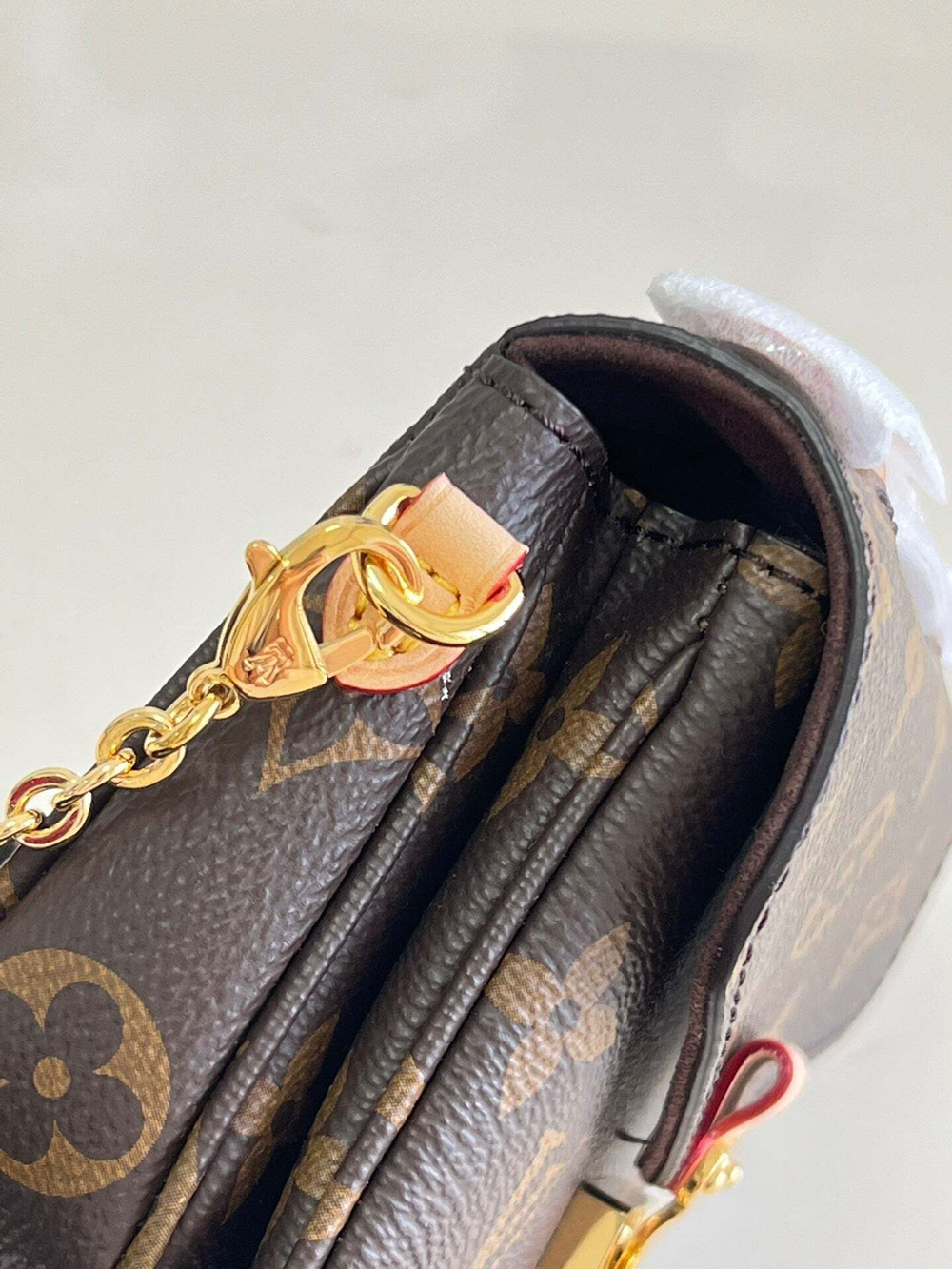 Louis Vuitton Micro Metis