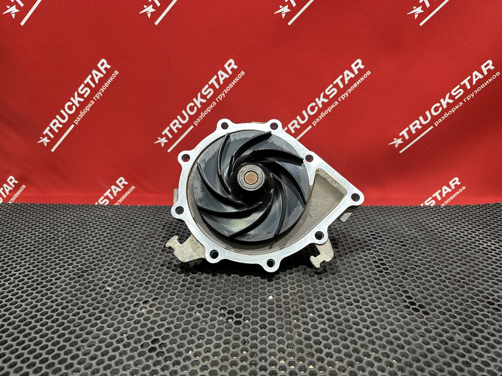 Насос водяной (помпа) 2018г.