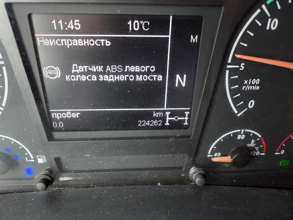 Foton AUMAN 4x2 Седельный тягач BJ4189SLFKA (Дизельный, 11,8 л, 470 л.с. АТ)