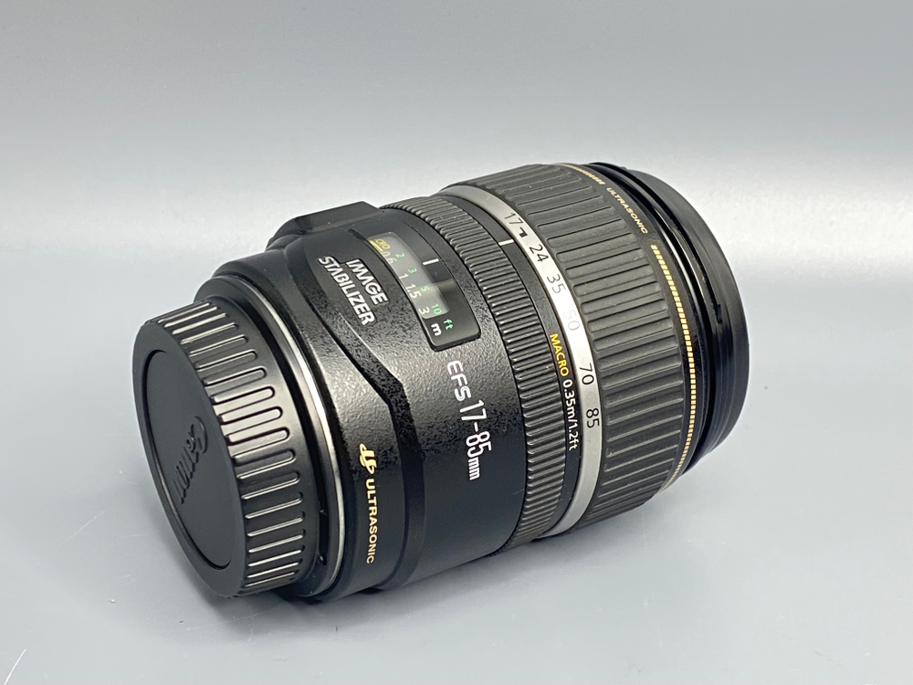 Canon EF-S 17-85mm 4-5.6 IS USM