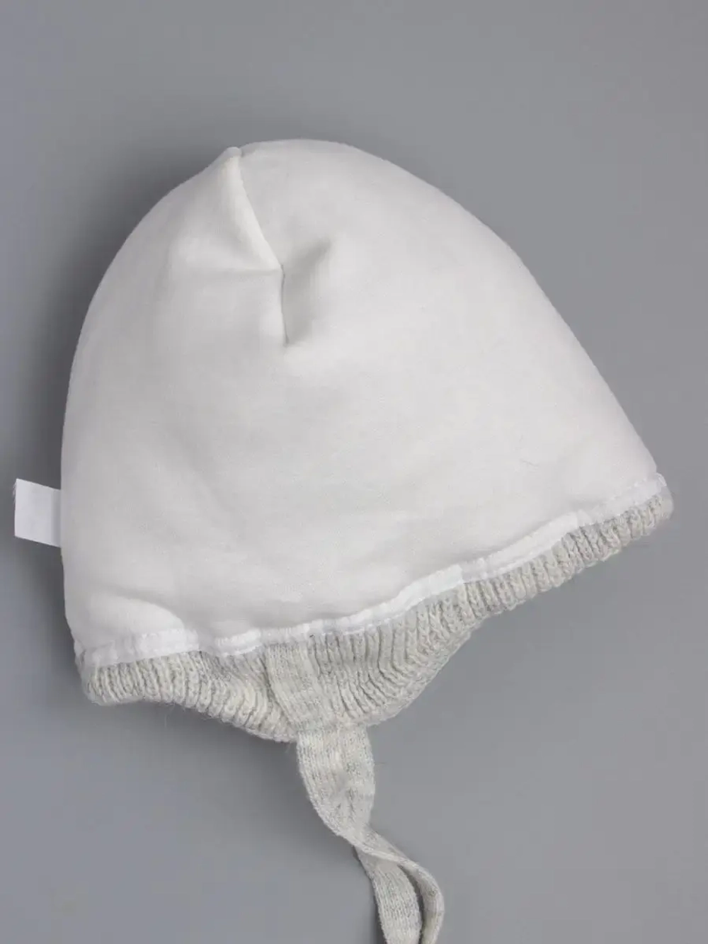 Шапка зимняя с ушками на завязках