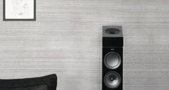 KEF R8A Gloss White