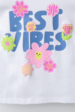 ZARA ФУТБОЛКА СО СТИКЕРАМИ, БЕЛЫЙ