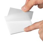 Блок для записей пластиковый прозрачный, 45 листов, Бумага для заметок размер 7,5*7,5 см с клеевым слоем (стикеры наклейки напоминалки), белые тонированные