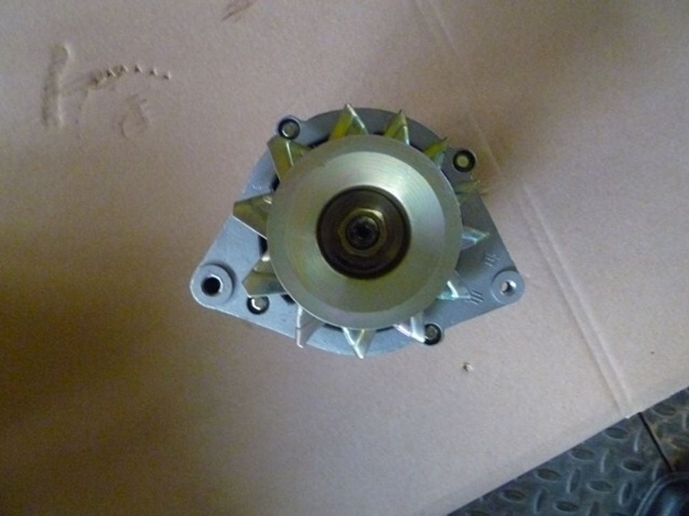 Генератор зарядный SDEC SC13G420D2; TDS 280 6LT/Battery charging generator (G11-102-06.28V.36A)