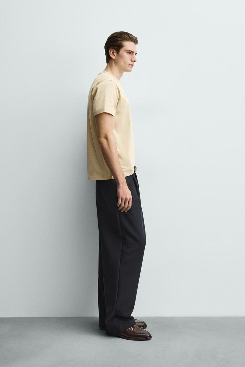 ZARA ФУТБОЛКА MEDIUM WEIGHT БАЗОВАЯ, КРЕМОВЫЙ